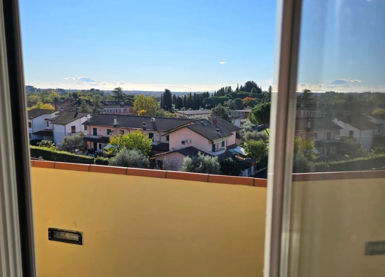 Bed and Breakfast Holyfield Sarzana 0*,  Italia